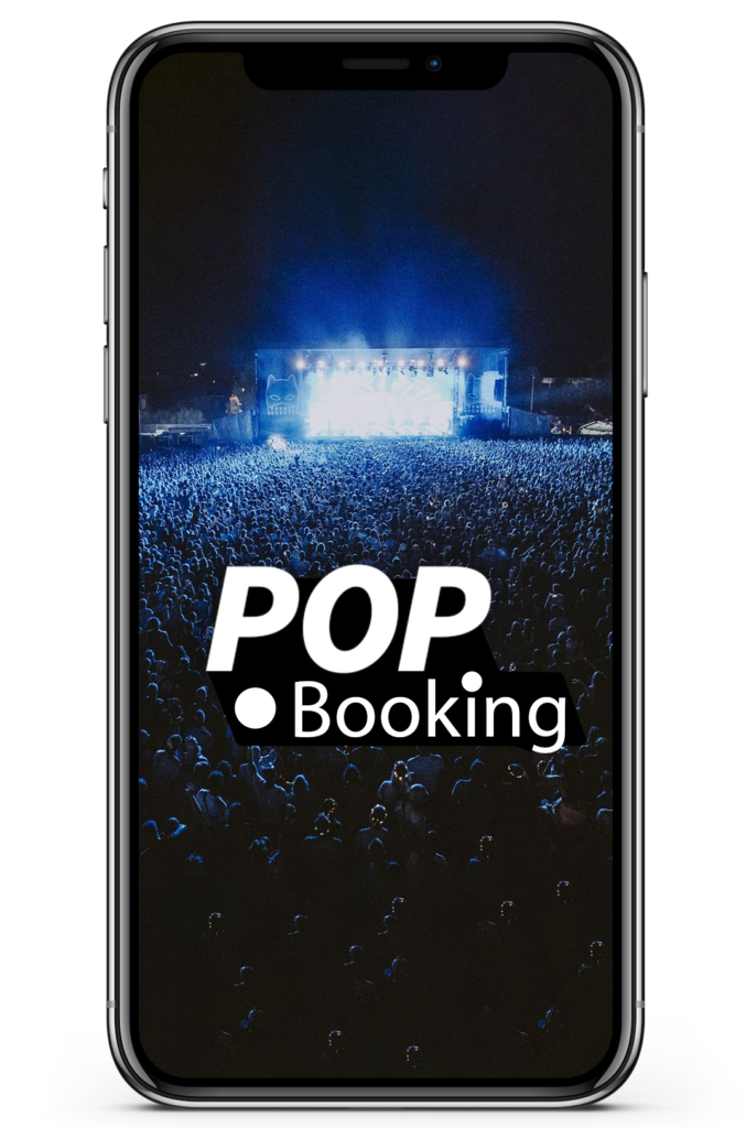mockup telephone + scene de festival