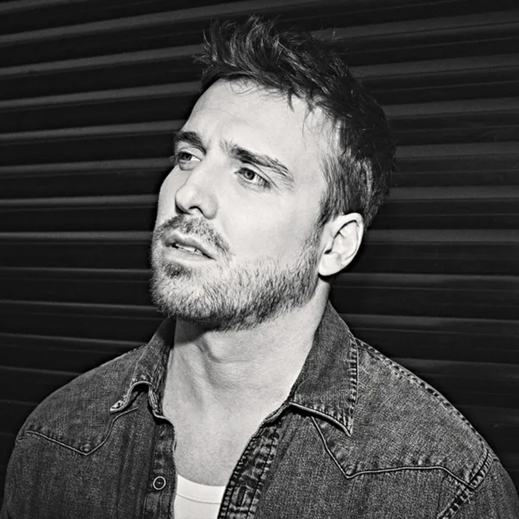 Feder_DJ_French_Artist_Booking